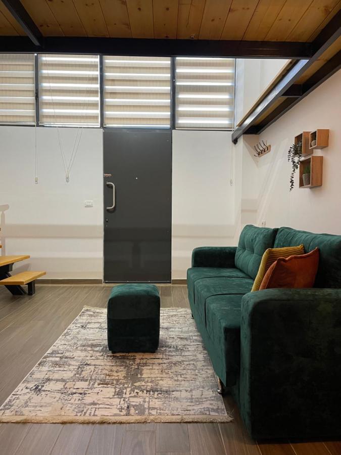 D&E Apartaments Тирана Экстерьер фото